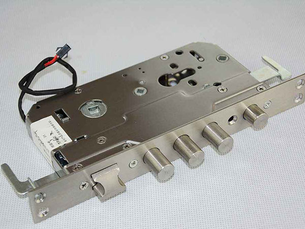 金湖24小时上门开锁公司